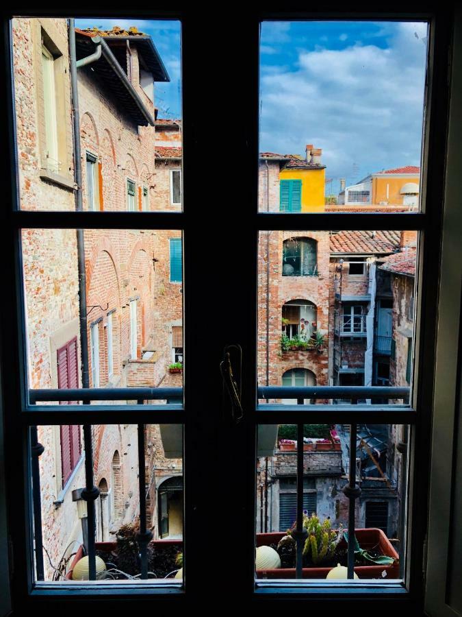 Storico Loft Nel Cuore Di Lucca Exterior photo